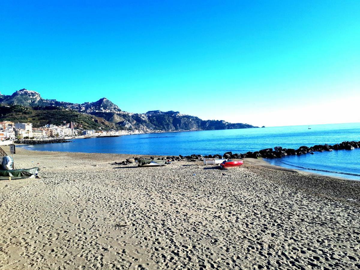 Alpha22 Apartment Giardini Naxos Exterior photo